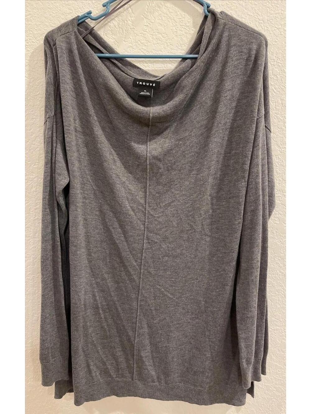 Trouve Womens XL Gray Long Sleeved Tunic Style Pullover Sweater Blouse! A1877